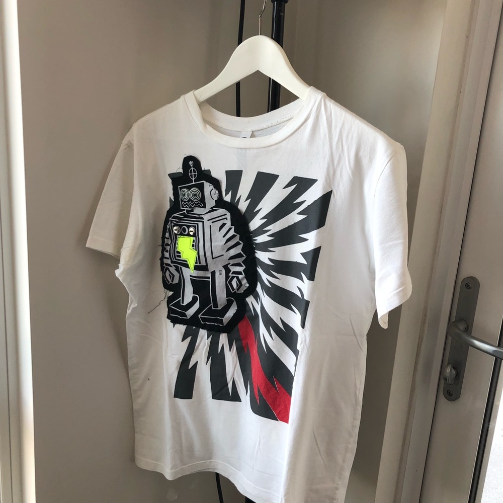 Robot t-shirt
